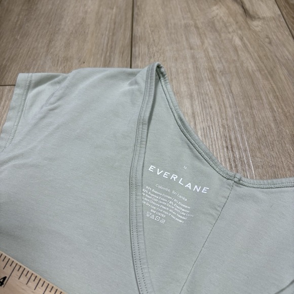 Everlane Bodysuit Womens Medium M Supima Cotton Stretch V Neck Cap Sleeve - Picture 6 of 7